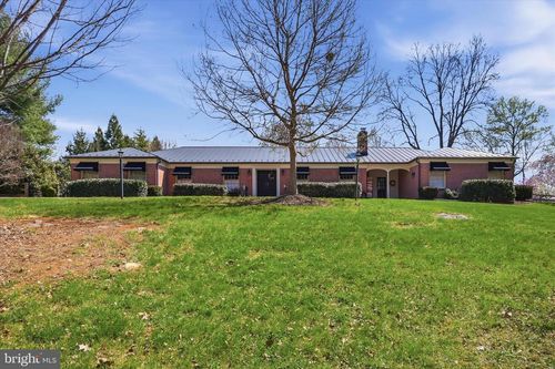 466 Merrimans Ln, WINCHESTER, VA, 22601-6206 | Card Image