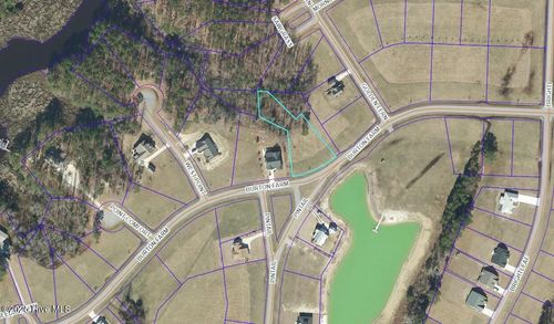 570 W Burton Farm Dr, Minnesott Beach, NC, 28510-1208 | Card Image