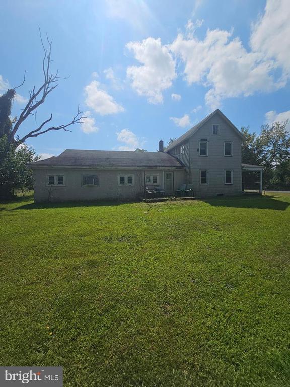 Residential in NANTICOKE 5