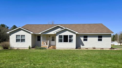 601 Stewart Ct, Mora, MN, 55051-1757 | Card Image