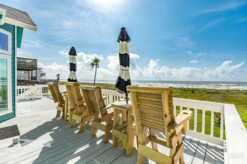 2418 Blue Water Hwy, Surfside Bch, TX, 77541-7110 | Card Image