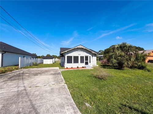 535 Palmetto Drive, MELBOURNE, FL, 32935 | Card Image