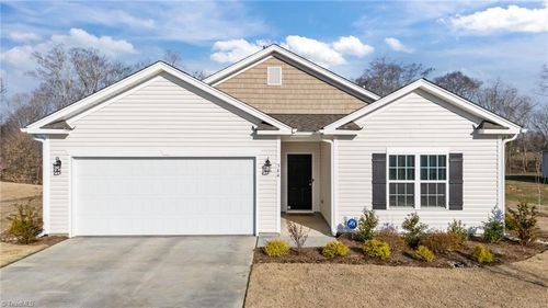 344 Altavista Dr, Clemmons, NC, 27012-7569 | Card Image