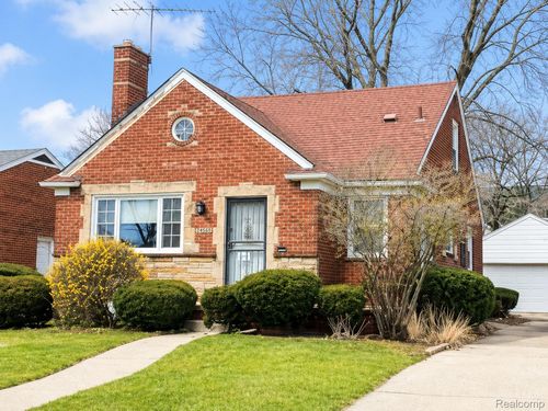 8801 E Outer Drive, Detroit, MI, 48213 | Card Image