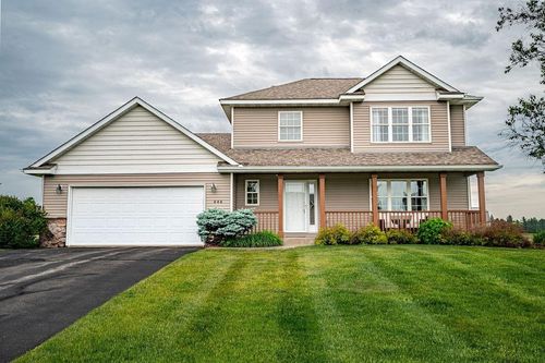 444 Overlook Dr, Ellsworth, WI, 54011-5149 | Card Image