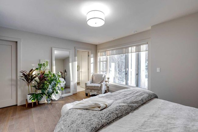824 Durham Avenue Sw, Home with 4 bedrooms, 5 bathrooms and 2 parking in Calgary AB | Image 23