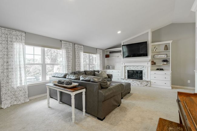806 Twin View St, House other with 4 bedrooms, 3 bathrooms and null parking in Heath TX | Image 11