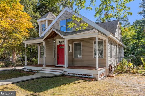 137 E Elm Ave, LINDENWOLD, NJ, 08021-2212 | Card Image