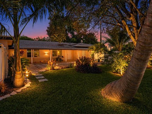 2018-2016-2018 Ne 14th Court, Fort Lauderdale, FL, 33304 | Card Image