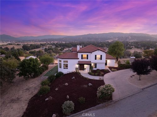 14790 Round Mountain Hts, Atascadero, CA, 93422-6411 | Card Image