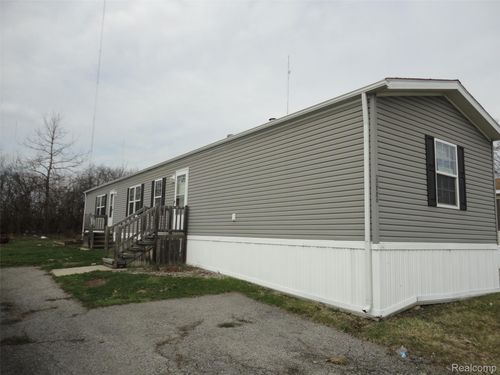 28786 Glenwood, Flat Rock, MI, 48134-9699 | Card Image