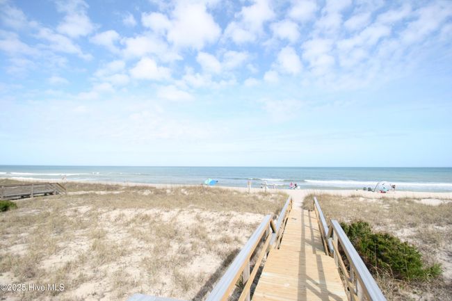 801 Sloop Pointe Ln, Townhouse with 3 bedrooms, 3 bathrooms and 1 parking in Kure Beach NC | Image 36