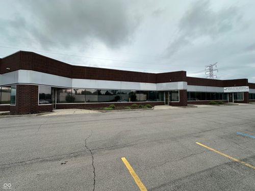 336 Washington Pointe Dr, Indianapolis, IN, 46229-2639 | Card Image