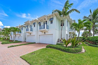 110 Ocean Breeze Drive, Townhouse with 3 bedrooms, 2 bathrooms and null parking in Juno Beach FL | Image 3