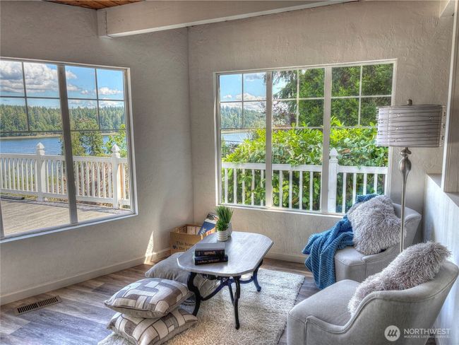 Livinr Room | Image 9
