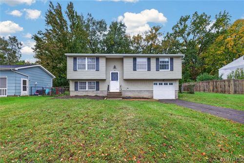 67 Forestal Drive, Hamburg, NY, 14075 | Card Image