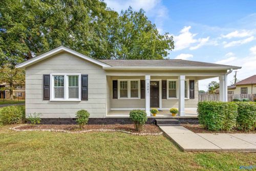 3201 Bradley St Sw, Huntsville, AL, 35805-4623 | Card Image