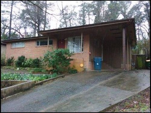 9 Woodcliff Cir, Little Rock, AR, 72204-4824 | Card Image