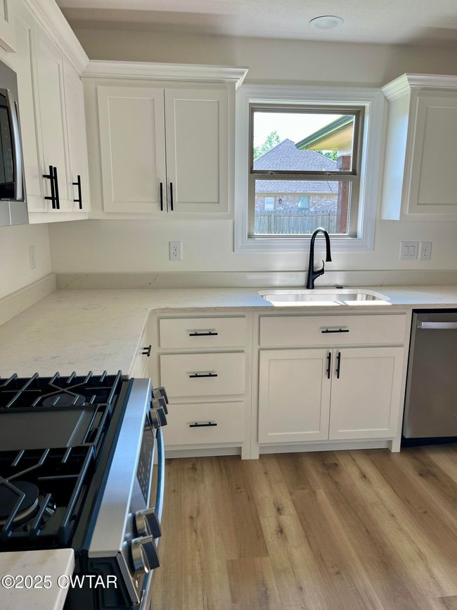 23 Grande Pines Cv, House other with 3 bedrooms, 2 bathrooms and 2 parking in Jackson TN | Image 10
