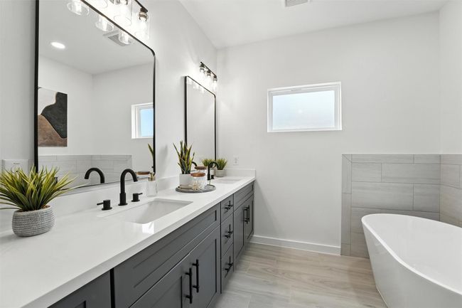 256 Davis Bend Rd, House other with 5 bedrooms, 3 bathrooms and 2 parking in Alvin TX | Image 18