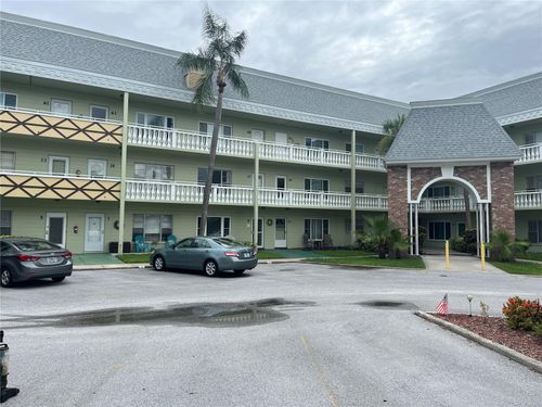 apt-37-2459 Columbia Dr, CLEARWATER, FL, 33763-3427 | Card Image