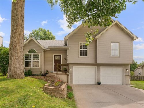 8705 N Carson Ave, Kansas City, MO, 64153-3656 | Card Image