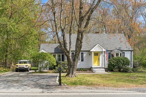 72 Eliot St, Ashland, MA, 01721-2208 | Card Image