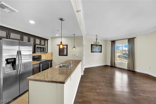 441-30 Strada Di Villaggio, Henderson, NV, 89011-2826 | Card Image