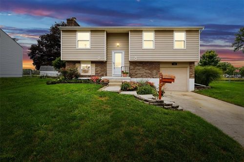 108 Wickham Farm Drive, Englewood, OH, 45322 | Card Image