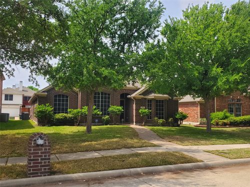 12567 Hawk Creek Dr, Frisco, TX, 75033-1632 | Card Image