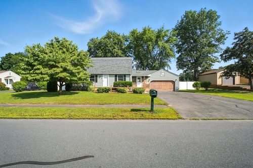 14 Granger Dr, Feeding Hills, MA, 01030-1622 | Card Image