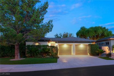 11 Haig Point Court, House other with 3 bedrooms, 3 bathrooms and null parking in Henderson NV | Image 1