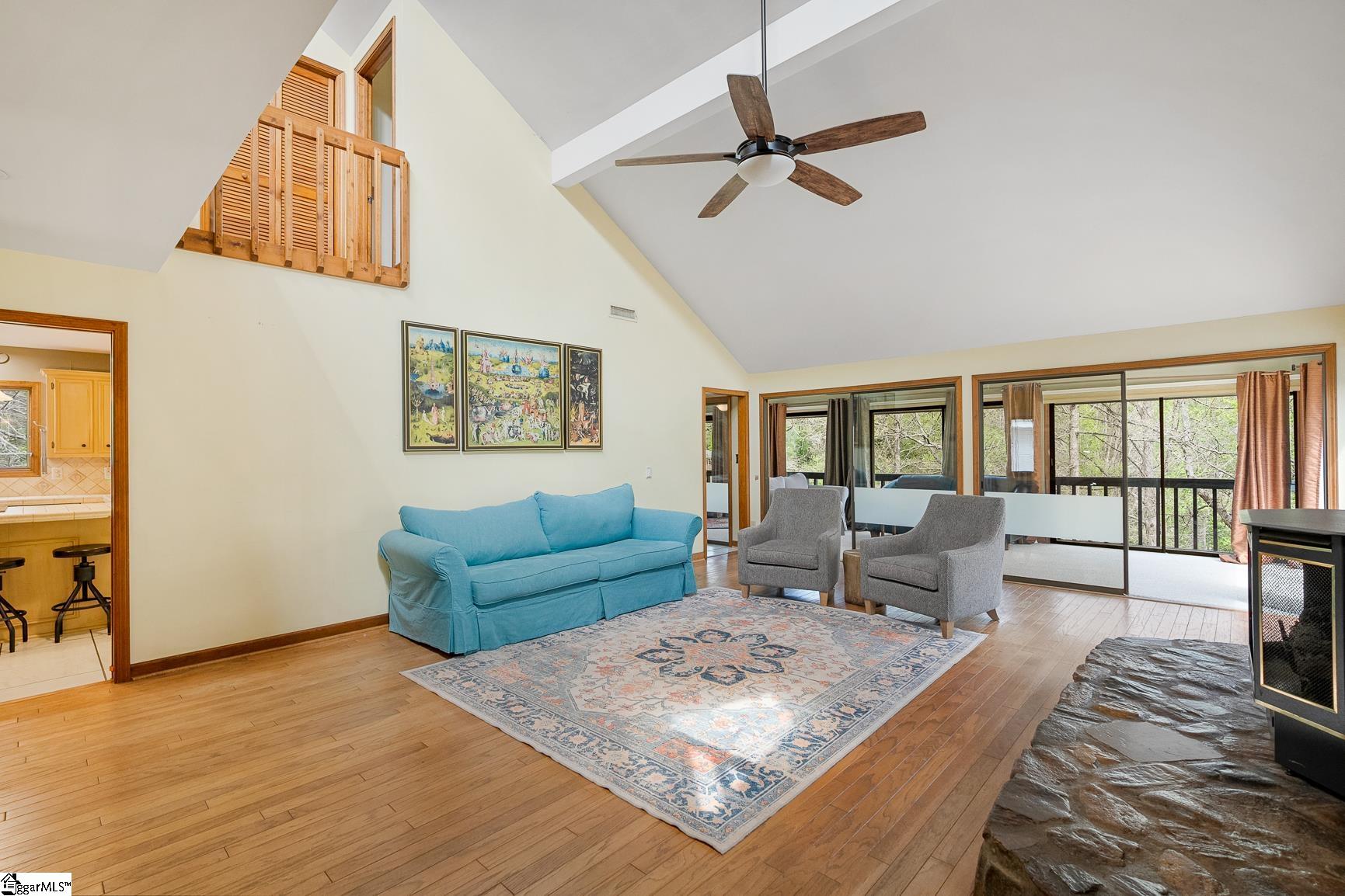 Residential in Seneca 4