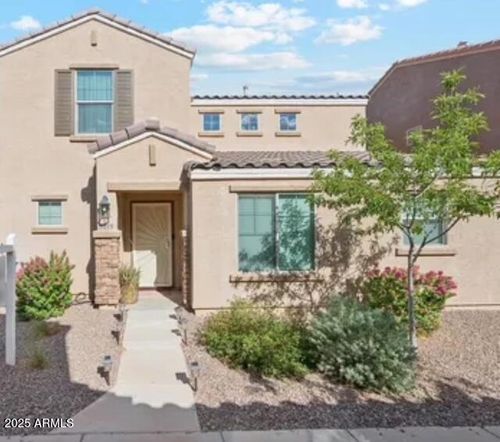 8215 W Albeniz Pl, Phoenix, AZ, 85043-1686 | Card Image