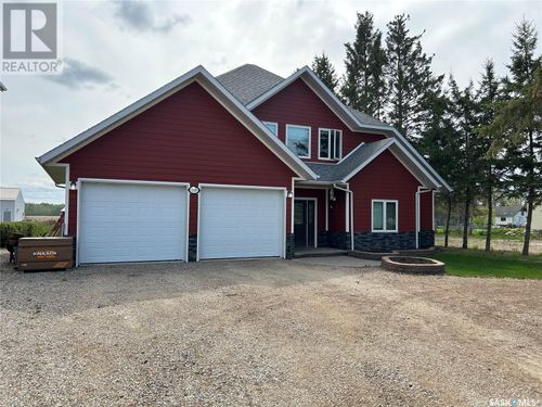 510 Parkdale St, Carrot River, SK, S0E0L0 | Card Image
