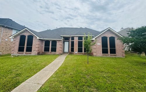 716 Elm Falls Pl, Mesquite, TX, 75181-2662 | Card Image