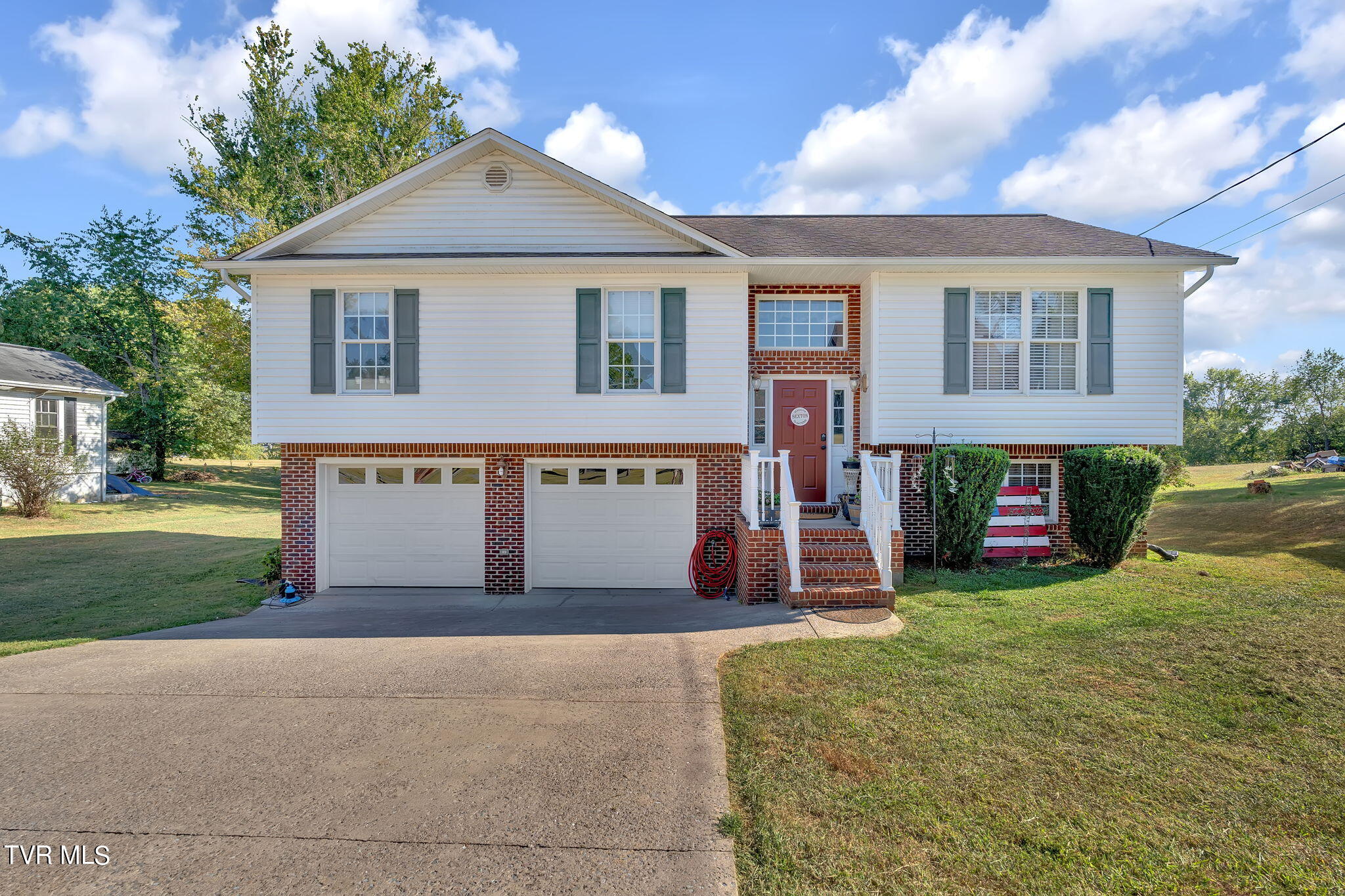 Grandview St, Church Hill, TN 37642