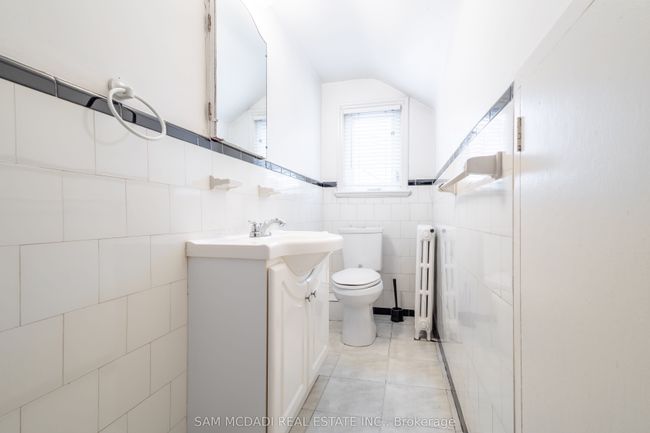 11 Brant Ave, House other with 4 bedrooms, 3 bathrooms and 6 parking in Mississauga ON | Image 24