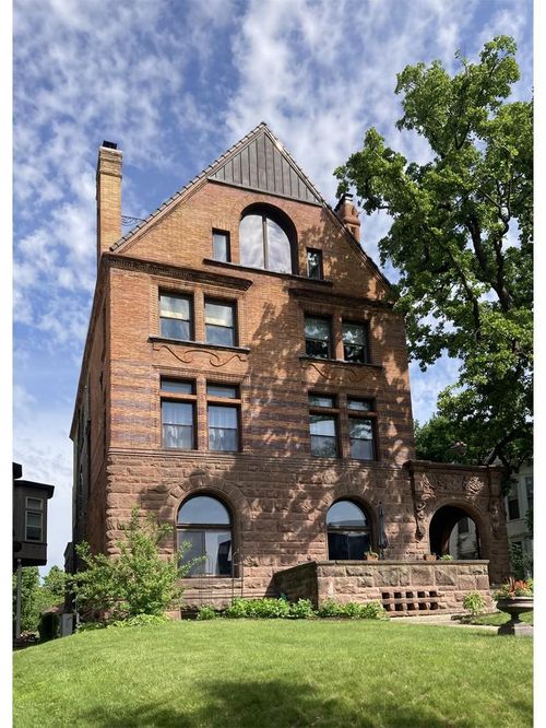 3-251 Summit Ave, Saint Paul, MN, 55102-2171 | Card Image