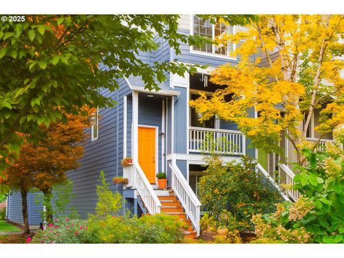 17484 Sw November Ct, Beaverton, OR, 97003-7552 | Card Image