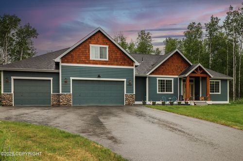 10263 E Boyd Rd, Palmer, AK, 99645-8303 | Card Image