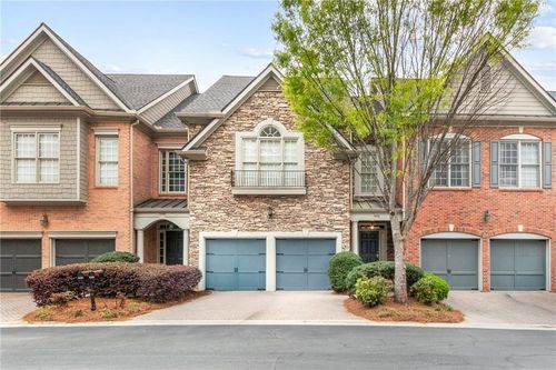 5452 Wentworth St, Atlanta, GA, 30342-1987 | Card Image