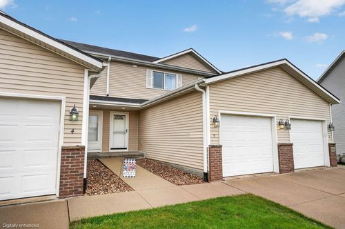 4910 Algonquin Dr, Cedar Falls, IA, 50613-8027 | Card Image