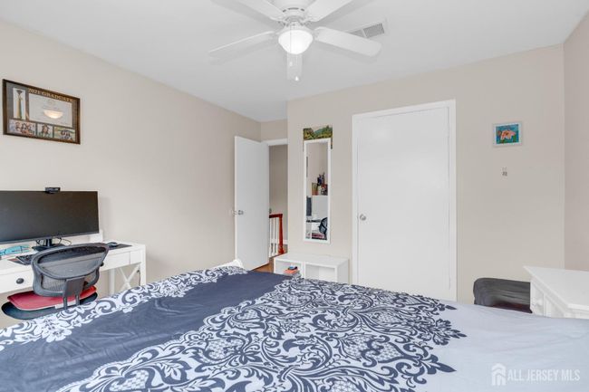 90 Pheasant Run, Townhouse with 2 bedrooms, 2 bathrooms and null parking in Edison NJ | Image 17