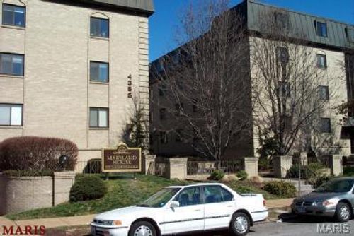 apt-325-4355 Maryland Ave, Saint Louis, MO, 63108-2767 | Card Image