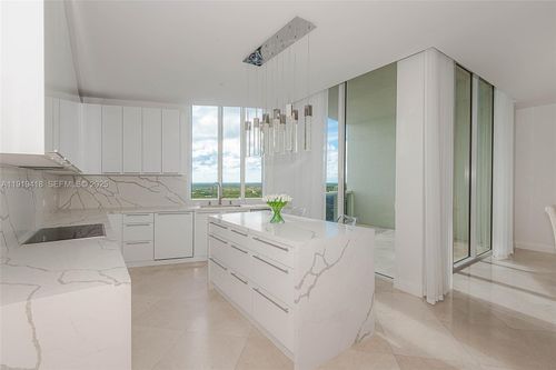 apt-4104-16001 Collins Ave, Sunny Isles Beach, FL, 33160-5553 | Card Image