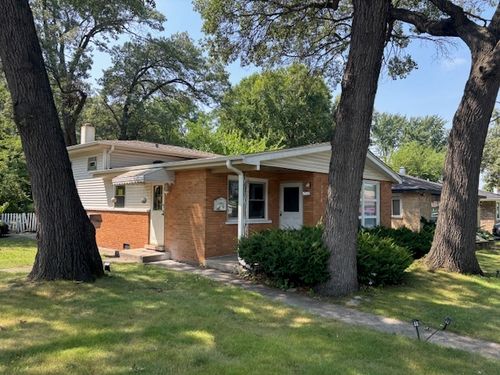 17218 Forestway Dr, East Hazel Crest, IL, 60429-1831 | Card Image