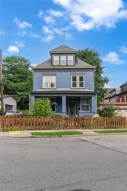805 Heths Ave, Pittsburgh, PA, 15206-2058 | Card Image