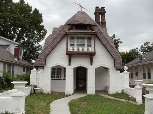 4107 Bellefontaine Ave, Kansas City, MO, 64130-1417 | Card Image