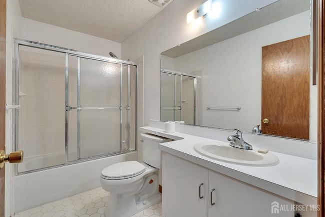352 Lancaster Ct, Townhouse with 2 bedrooms, 2 bathrooms and null parking in Piscataway NJ | Image 10